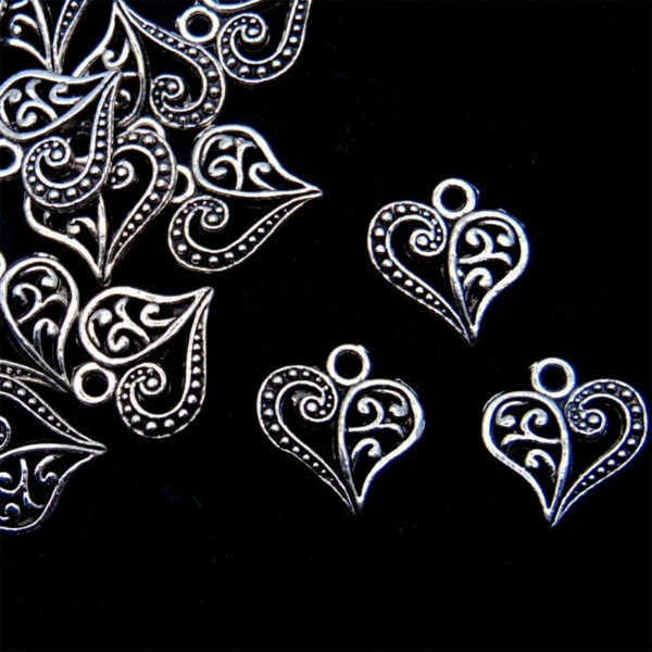 20 Pcs 13mm Tibetan Silver Filigree Heart Pendants Charms J155